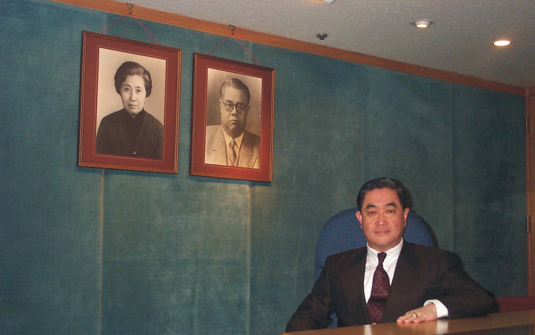 林明成董事長